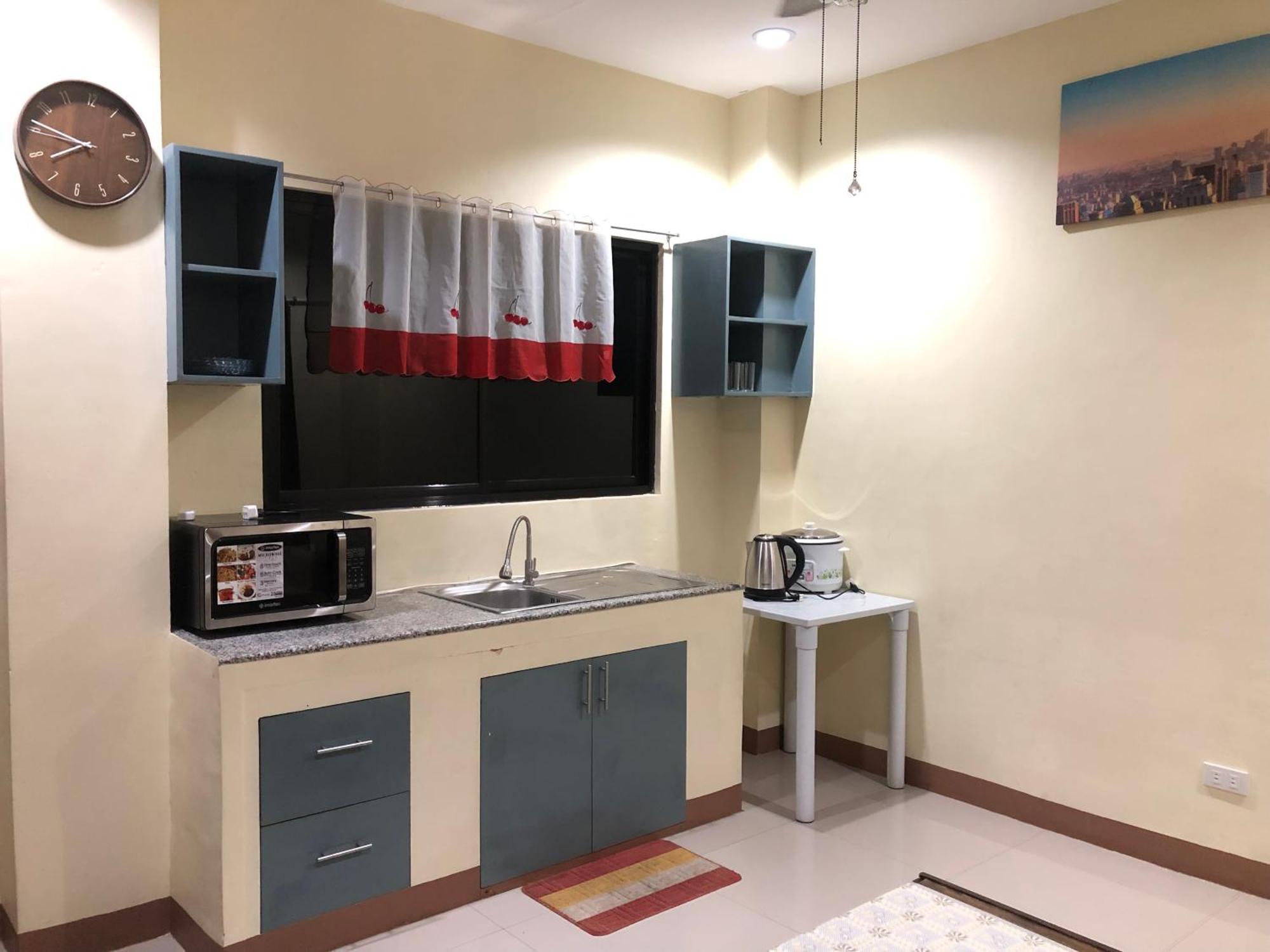 Janilyns Place 2 Bedroom 2 Storey Apartment Style 杜马格特 外观 照片